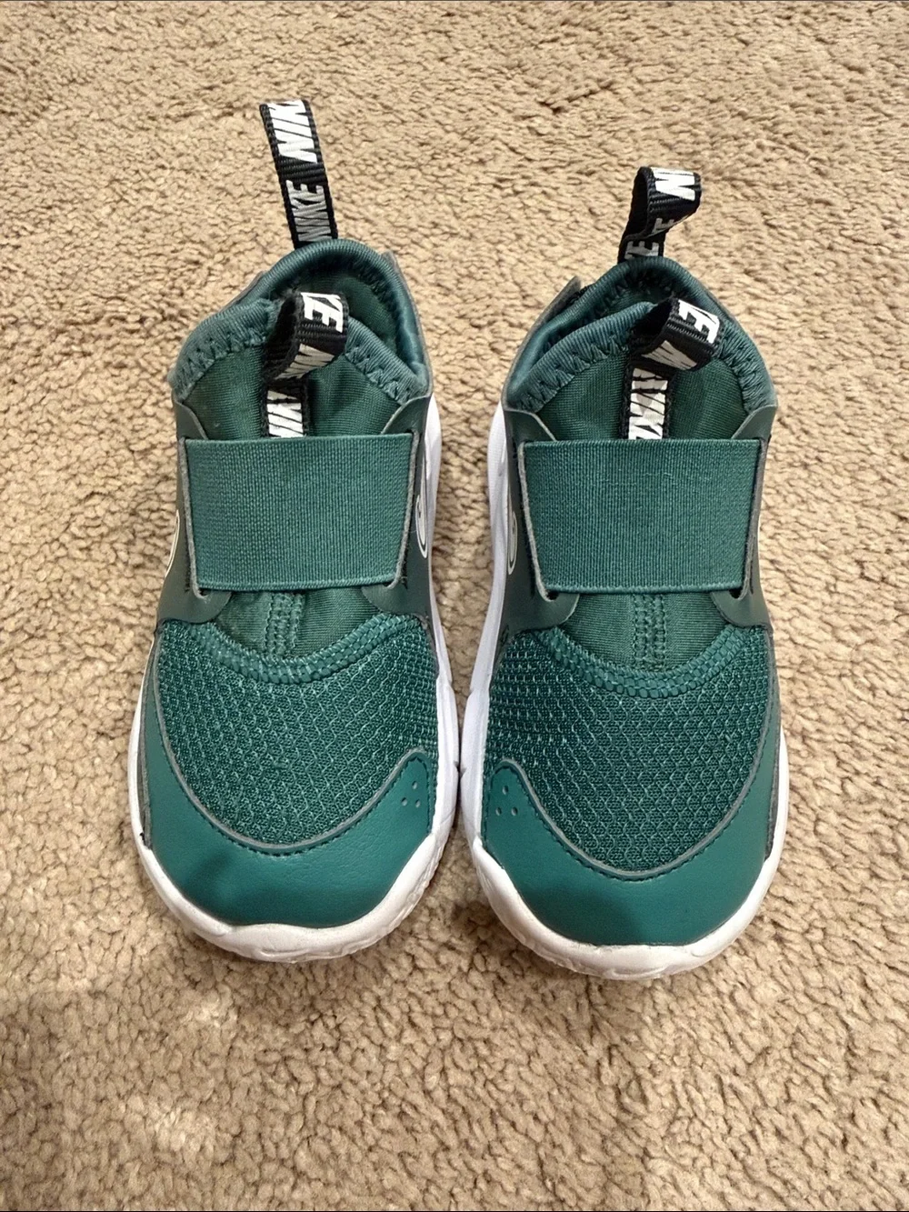 Nike Flex Runner Toddler Dark Green and White Slip-On Sneakers - 7C